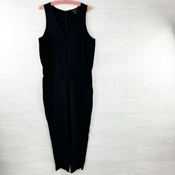 Athleta Brooklyn Ribbed V-Neck Sleeveless High Waist Jumpsuit - Picture 3 of 10